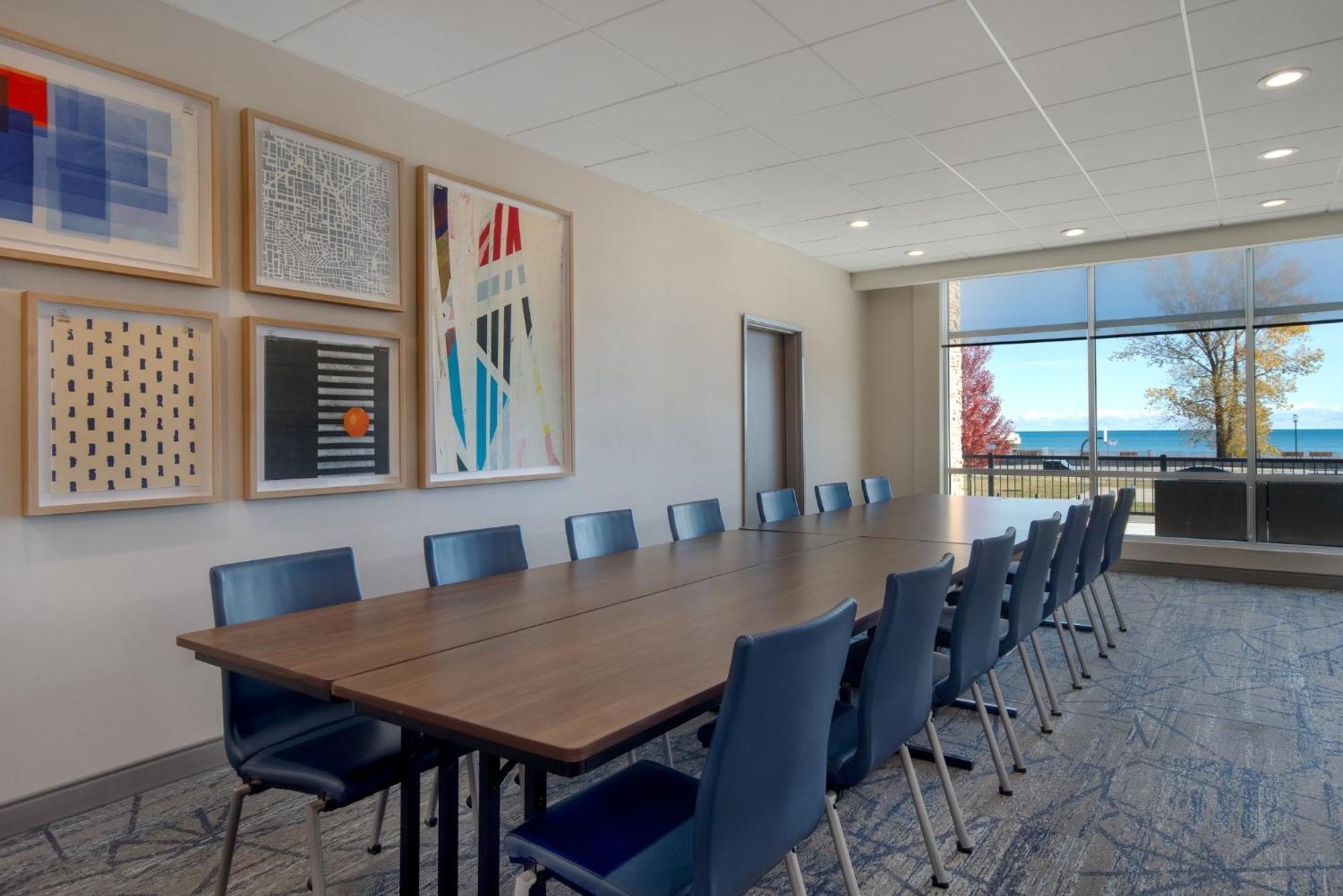 Holiday Inn Express & Suites Oscoda By Ihg Exteriör bild