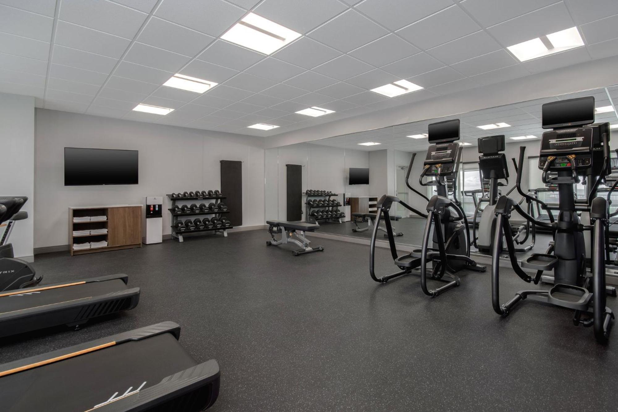 Holiday Inn Express & Suites Oscoda By Ihg Exteriör bild