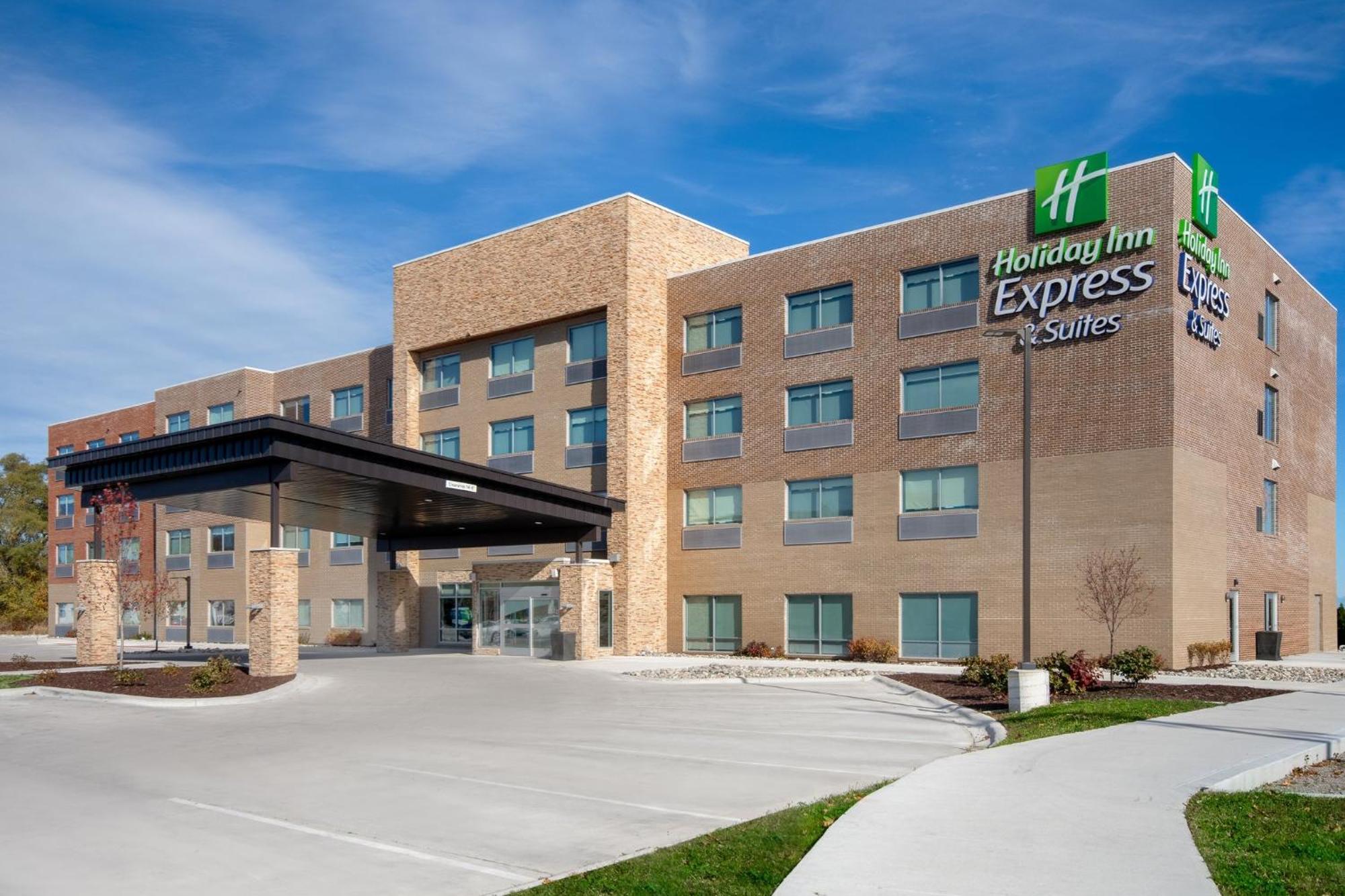 Holiday Inn Express & Suites Oscoda By Ihg Exteriör bild
